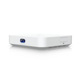 UniFi Cloud Gateway Max